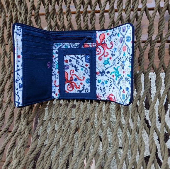 Vera Bradley Sea Horse of Course Riley Wallet - Picture 10 of 16
